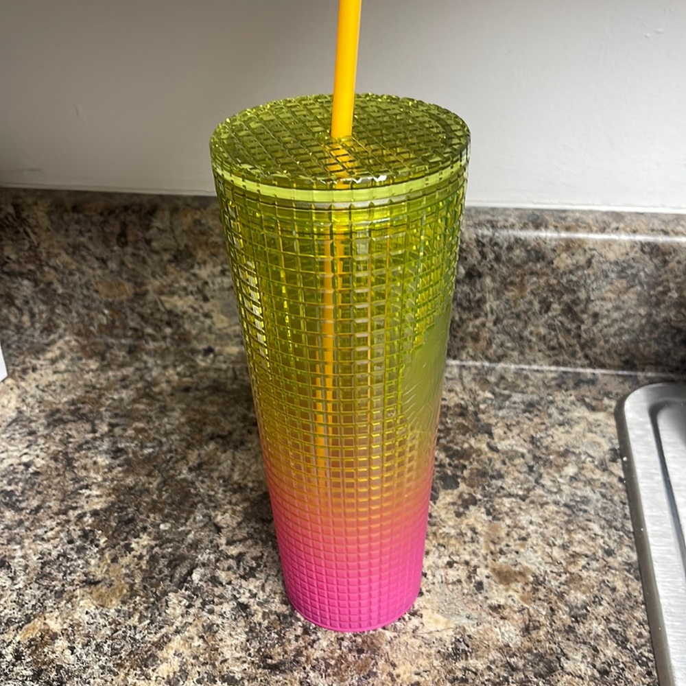 Starbucks lemonade tumbler!